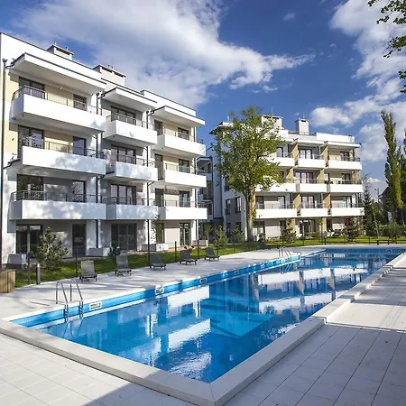 Equilibrium * ウストロニエ・モルスキエ