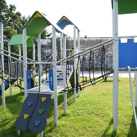 アパート Equilibrium ウストロニエ・モルスキエ