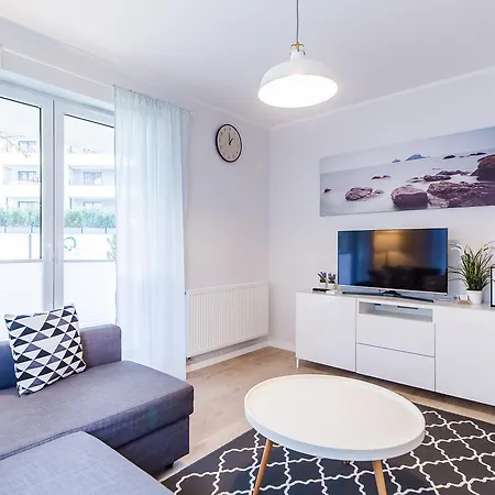 アパート Equilibrium ウストロニエ・モルスキエ