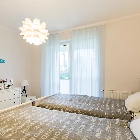 アパート Equilibrium