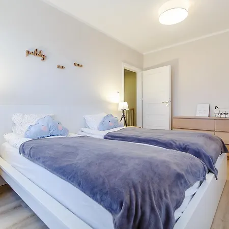 Equilibrium * ウストロニエ・モルスキエ